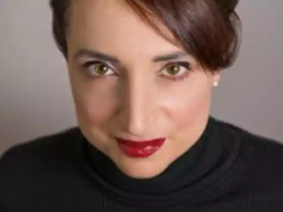 Dorothea Bozicolona-Volpe,
Career Development
Expert at کامیابی بنڈل کا راستہ